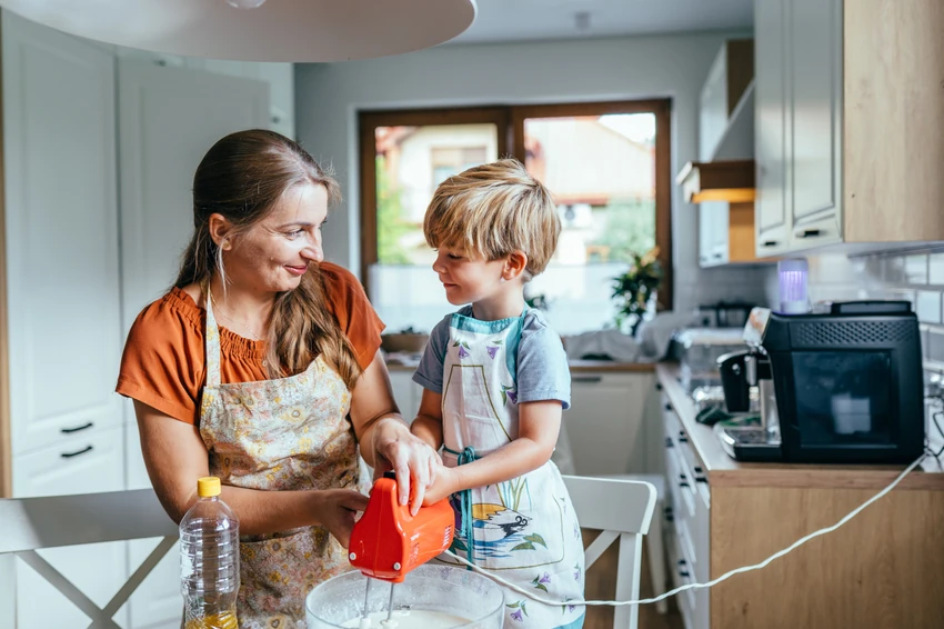 Dajte detetu neku kućnu obavezu ili bar da učestvuje sa vama u nečemu