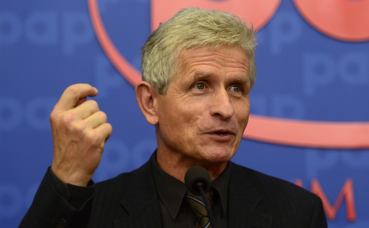 Prof. Roman Kuźniar