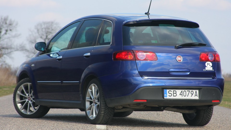 Fiat Croma II duży Fiat w niskiej cenie