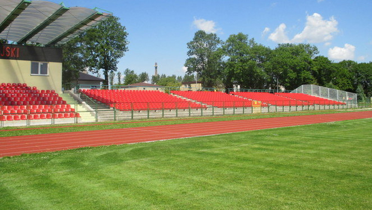 Piłkarze Widzewa Łódź w rundzie wiosennej sezonu 2014/2015 mają grać na stadionie Concordii Piotrków Trybunalski.