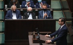 PiS wraca w tryby zarządzania kryzysowego. Działania ad hoc i kilka raf [OPINIA]