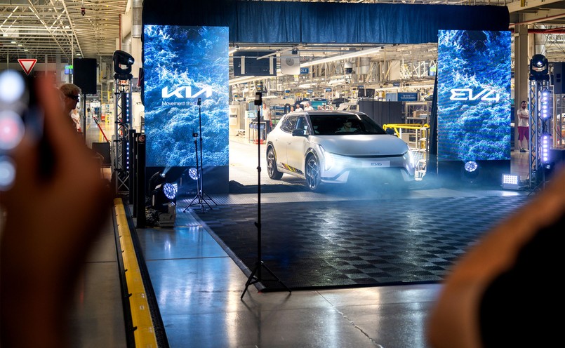 Nowa Kia EV4