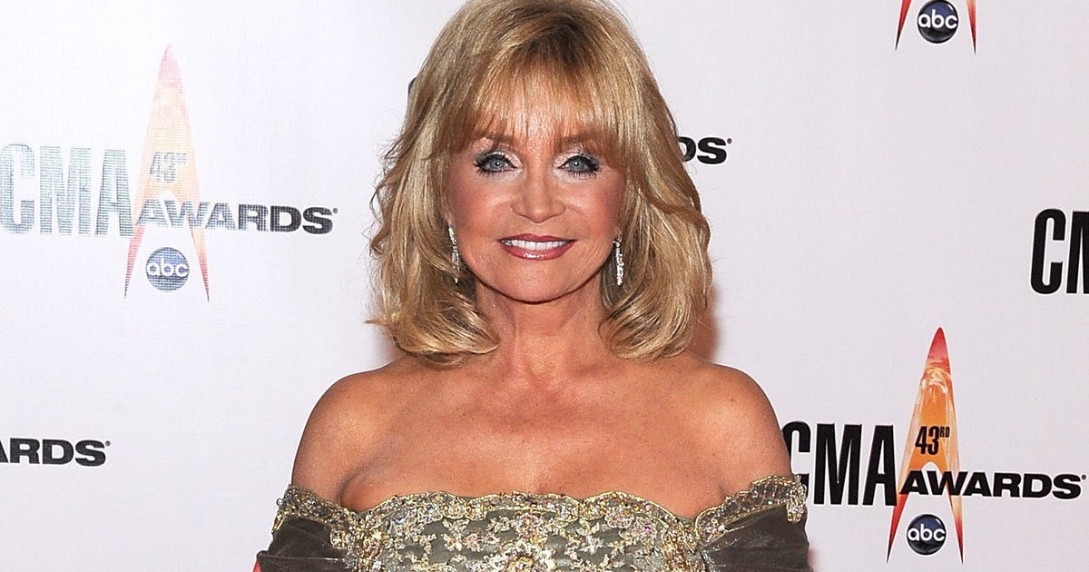 14 celebrities who were born on Christmas Day or Christmas Eve