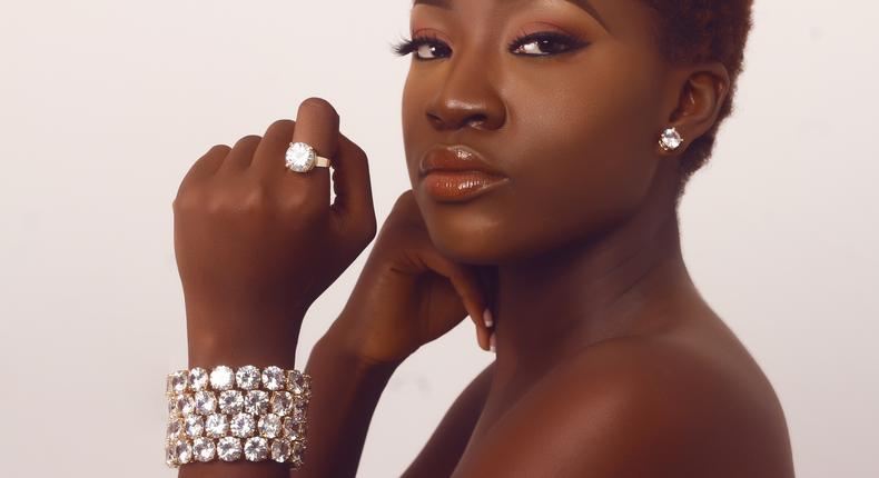 Bland2Glam presents their captivating Holiday collection full of festive sparkle