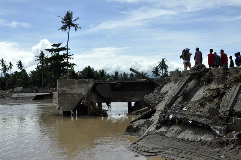 skutki burzy tropikalnej na Filipinach