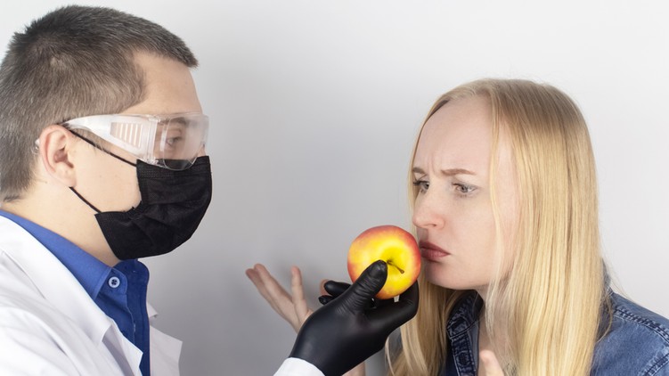 Szaglásvesztés, szagláscsökkenés, anozmia, hyposmia, hypozmia, oka, tünete, kezelése