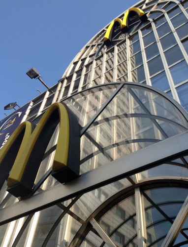 McDonalds przy 'Sezamie'