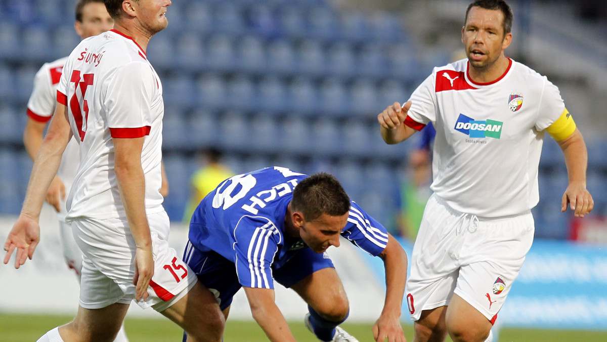 W pierwszym meczu III rundy kwalifikacji Ligi Europy Ruch Chorzów na własnym boisku przegrał z Viktorią Pilzno 0:2 (0:0) i niemal pożegnał się z marzeniami o awansie do decydującej rundy kwalifikacji Ligi Europy.