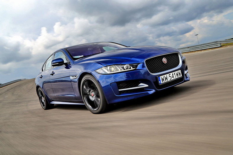 Jaguar XE