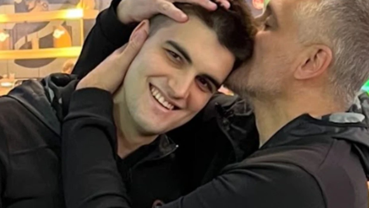 OVO JE SIN ČEDE JOVANOVIĆA, SVI KAŽU DA JE ISTI TATA Mihajlo studira u inostranstvu, danas proslavlja rođendan daleko od kuće (Foto)