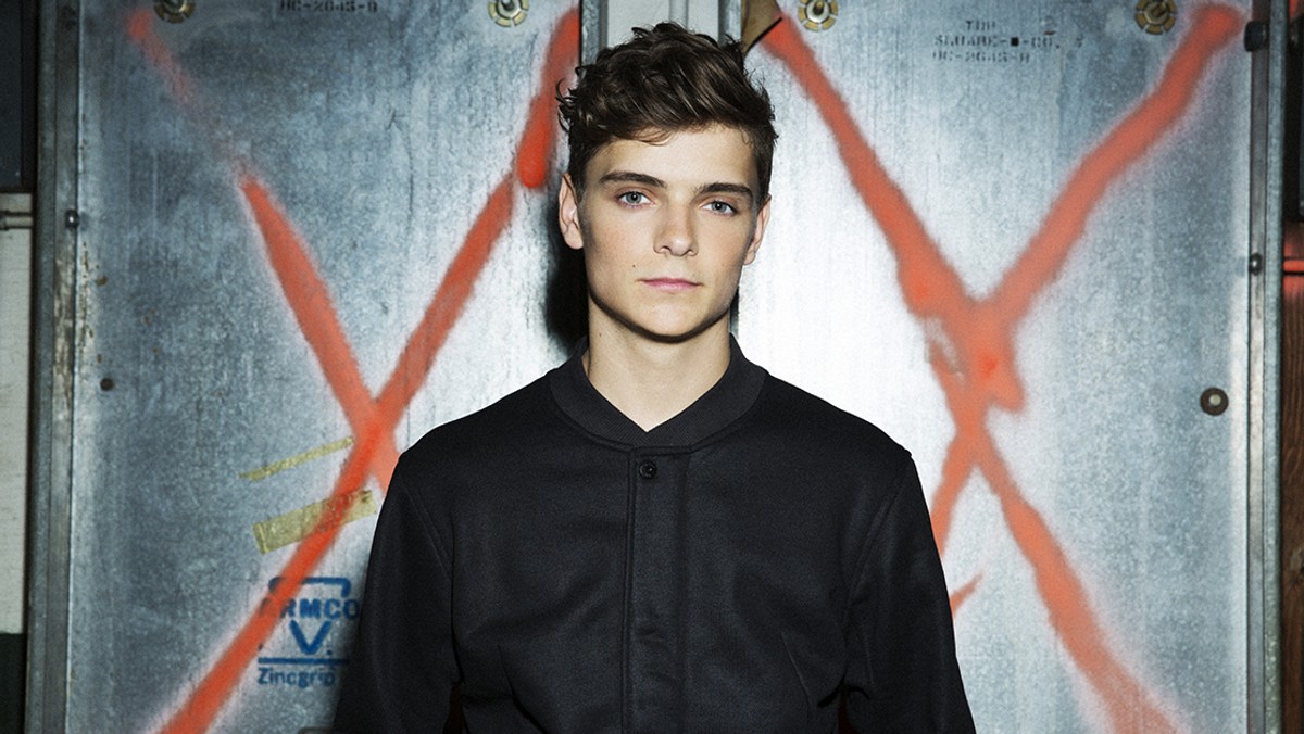 Martin Garrix bije rekordy popularności w Polsce! Sprzedaż biletów na jego jedyny tegoroczny występ w naszym kraju od początku cieszy się sporym zainteresowaniem. Bilety znikają jak świeże bułeczki. Z uwagi na duże zainteresowanie koncertem DJ-a, wszyscy chętni powinni pośpieszyć się z zakupem wejściówek!