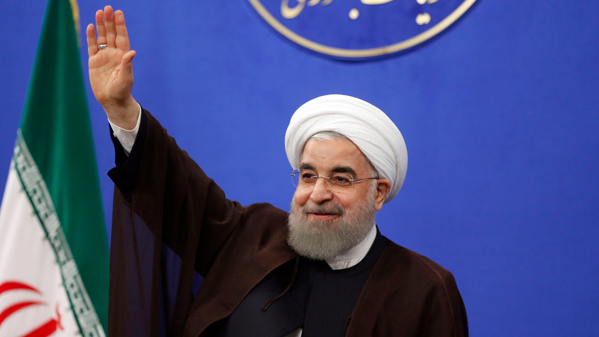 Wybrany w piątek na drugą kadencję prezydent Iranu Hasan Rowhani oświadczył w pierwszym przemówieniu po ogłoszeniu wyników, że jego zwycięstwo świadczy o tym, iż wyborcy odrzucili radykalizm i chcą większych związków ze światem.