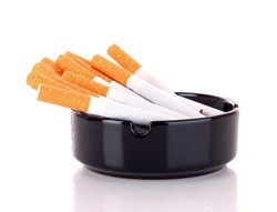 WHO: przemysł tytoniowy zbytnio ingeruje w politykę zdrowotną państw