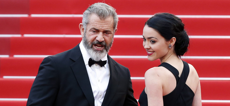 Mel Gibson z piękną i młodą narzeczoną w Cannes [ZDJĘCIA]