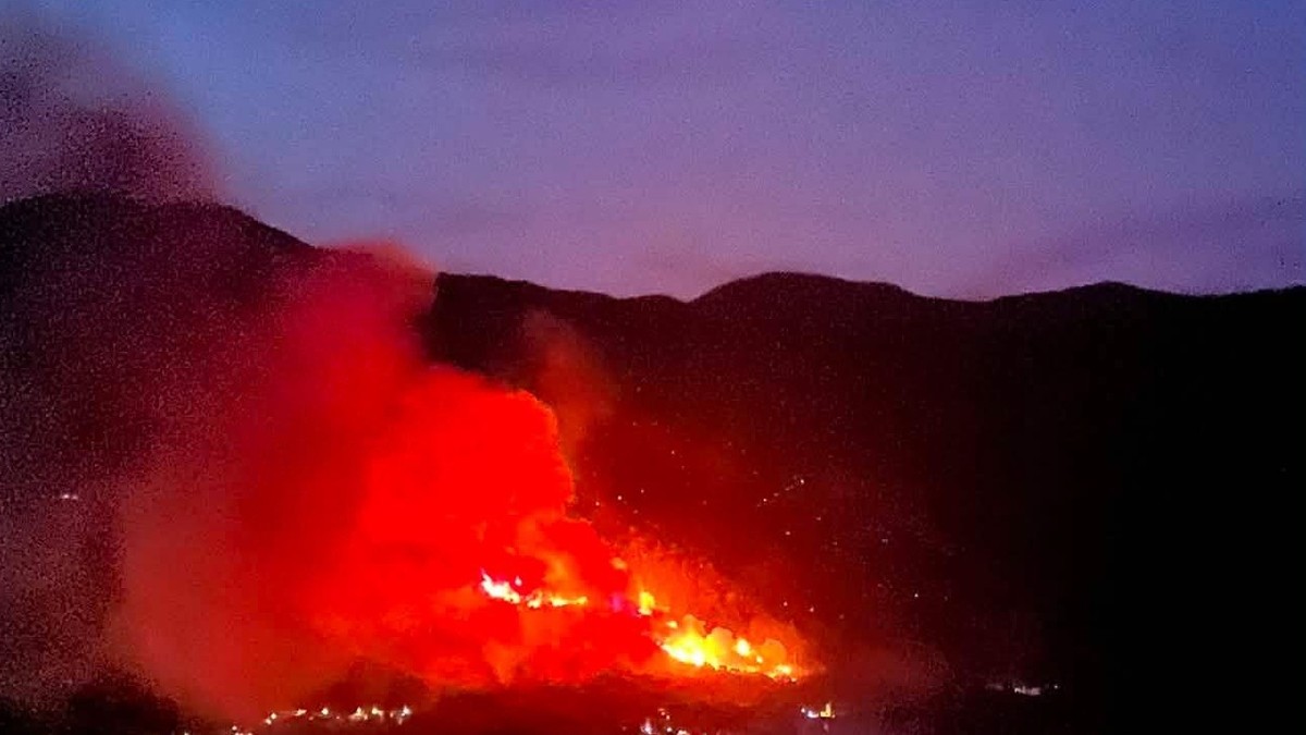 Požar u Baošićima