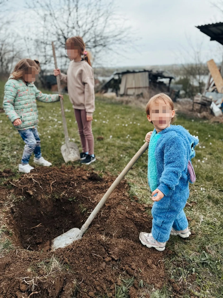Bojana Barović sa decom