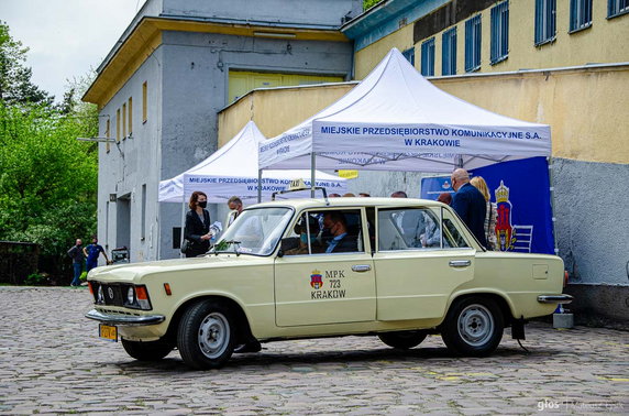 Odrestaurowane FSO 125p Taxi krakowskiego MPK