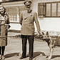 Eva Braun z terierem szkockim Katuschką i Adolf Hitler z owczarkiem Blondi. Zdjęcie z albumu Evy Braun, 1942 r.