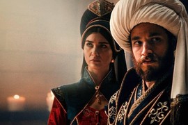 Maru su sa 16 godina otac i majka prodali turskom GEJ SULTANU koji je u haremu imao 30 DEČAKA: Muž joj OSLEPEO BRAĆU, a ON je vratio u Srbiju