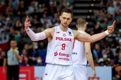 Mateusz Ponitka jednym z najlepiej asystujących na mistrzostwach Europy