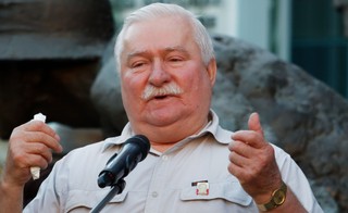 Lech Wałęsa zakażony koronawirusem