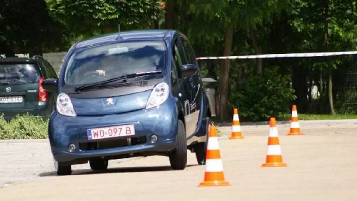 Sprzedaż elektrycznych aut to totalna porażka