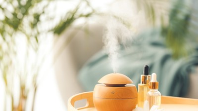 Te nawilżacze przynoszą ukojenie wrażliwej skórze. Działają jak antidotum i stylowo wyglądają