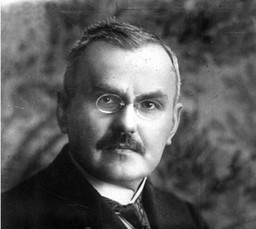 Drugi rząd Grabskiego dźwignął dołującą gospodarkę. Owoce wzrostu zebrali piłsudczycy