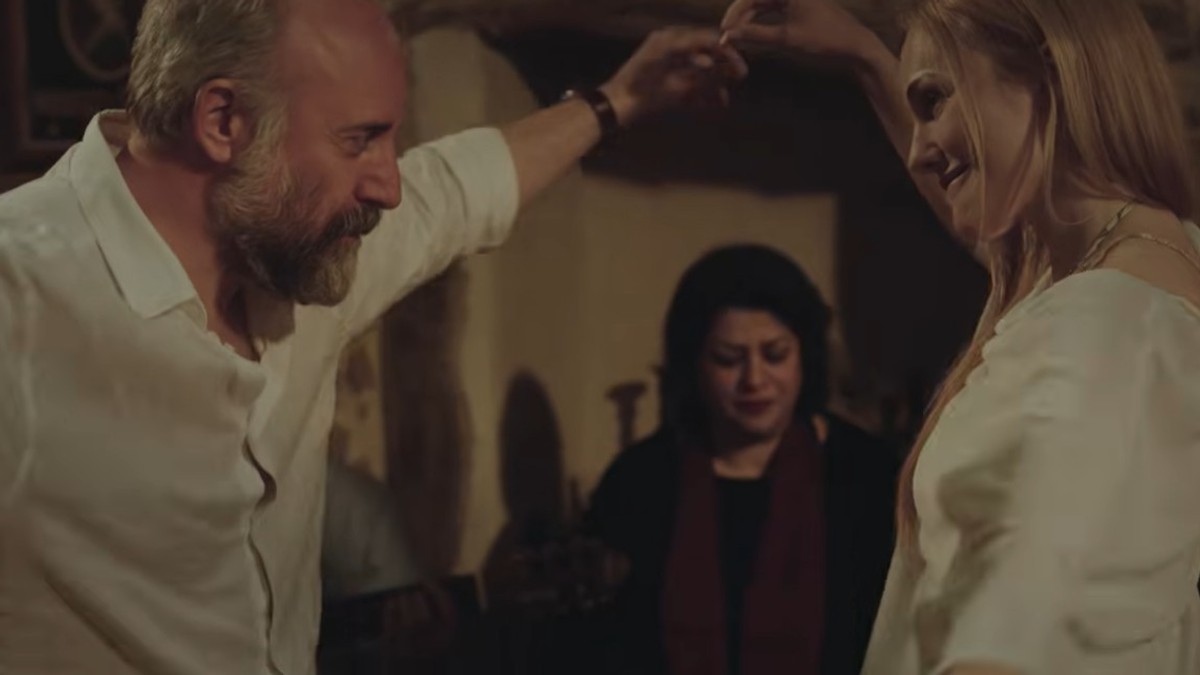 POSLE 15 GODINA Sulejman i Hurem PONOVO ZAJEDNO: Halit i Merjem u emotivnoj drami na magičnom ostrvu (VIDEO)