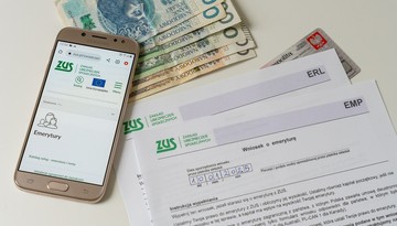 Emerytury stażowe 2025. Nawet 10 lat wcześniej na emeryturę – pełna tabela wyliczeń ZUS pokazuje, kto zyska, a kto straci