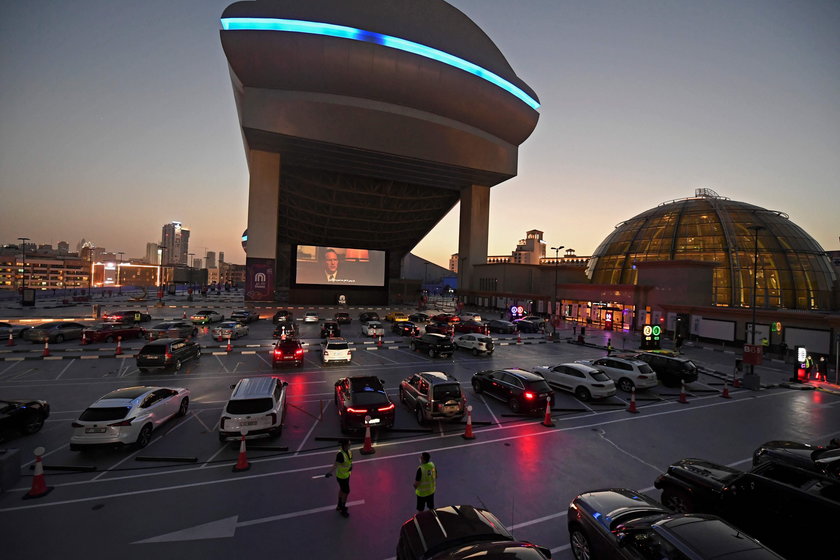 Kino samochodowe w Dubaju
