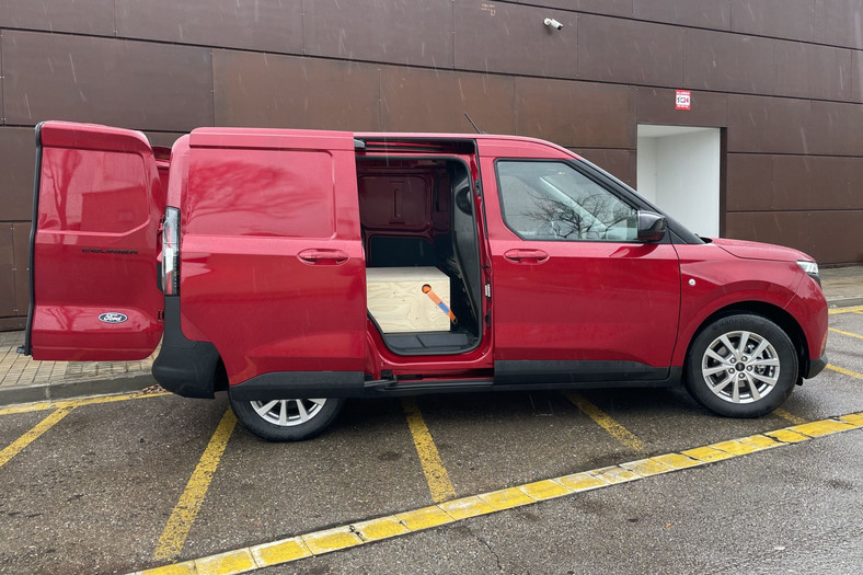 Ford Transit Courier