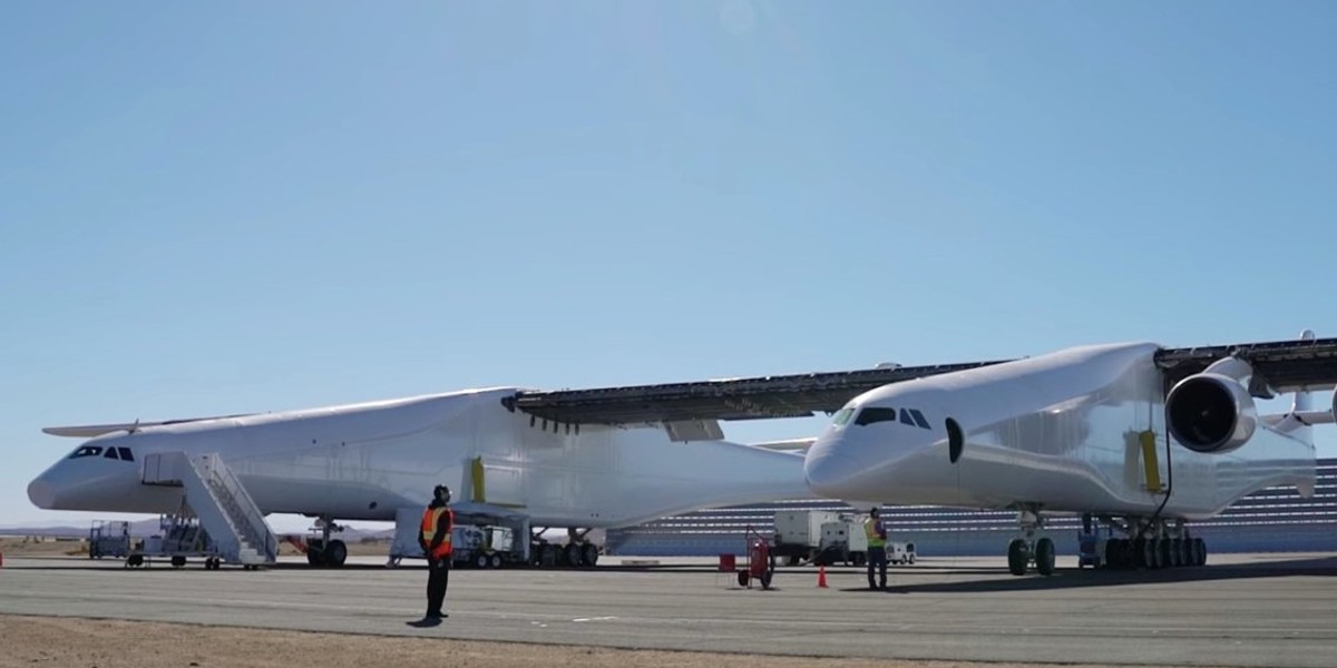 Pierwszy lot samolotu Stratolaunch zaplanowano na 2019 r. 