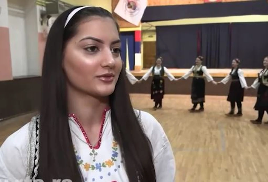 Nevena i Anđela ispraćene u vojsku