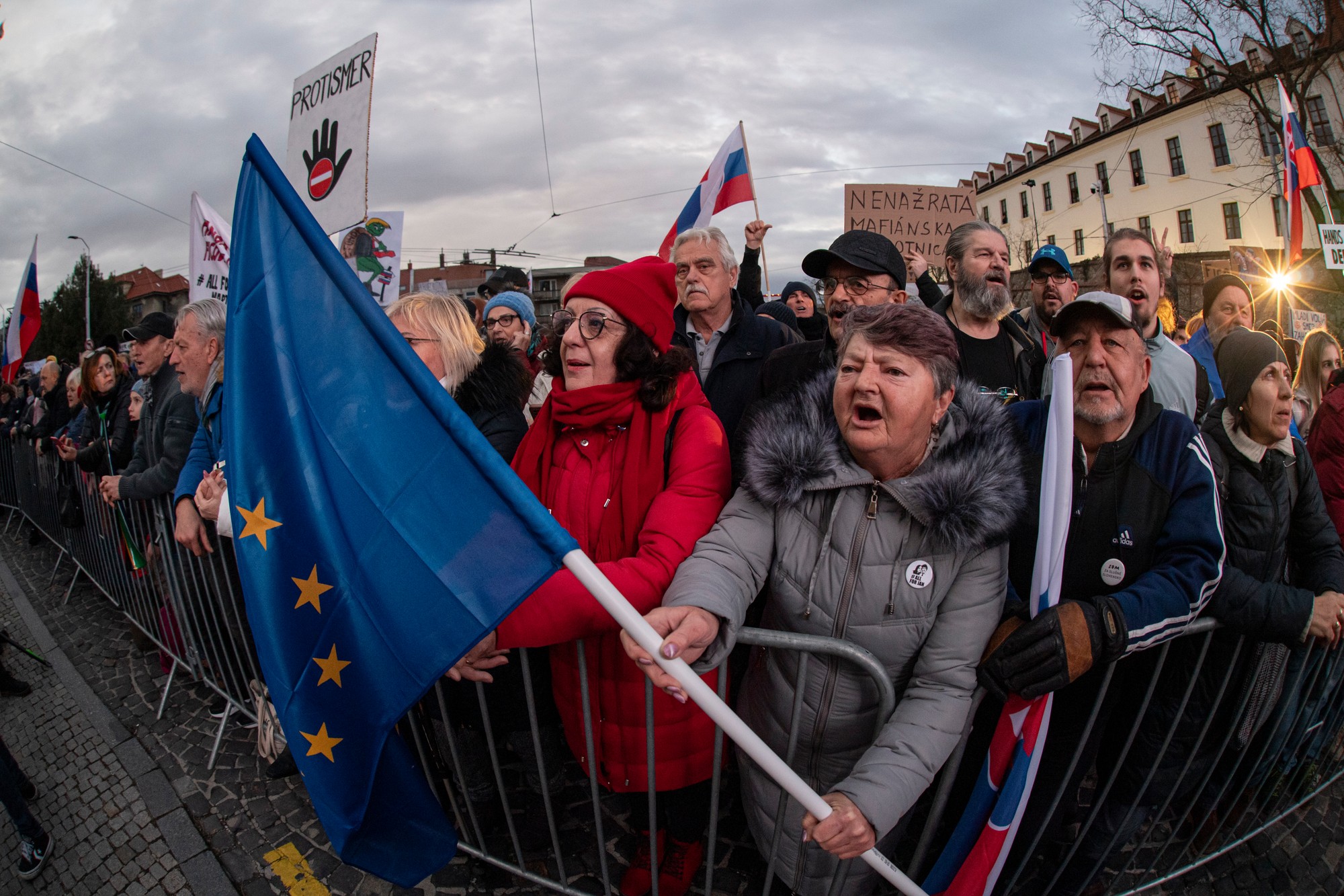 Protestné zhromaždenie SaS, PS a KDH v Bratislave.
