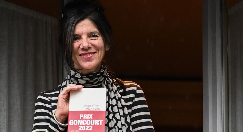 Brigitte Giraud, Goncourt 2022 avec son roman intitulé Vivre vite