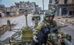 Najpierw bombardowali, teraz oczyszczają. Propagandowe zdjęcia rosyjskiego MON z ruin Aleppo