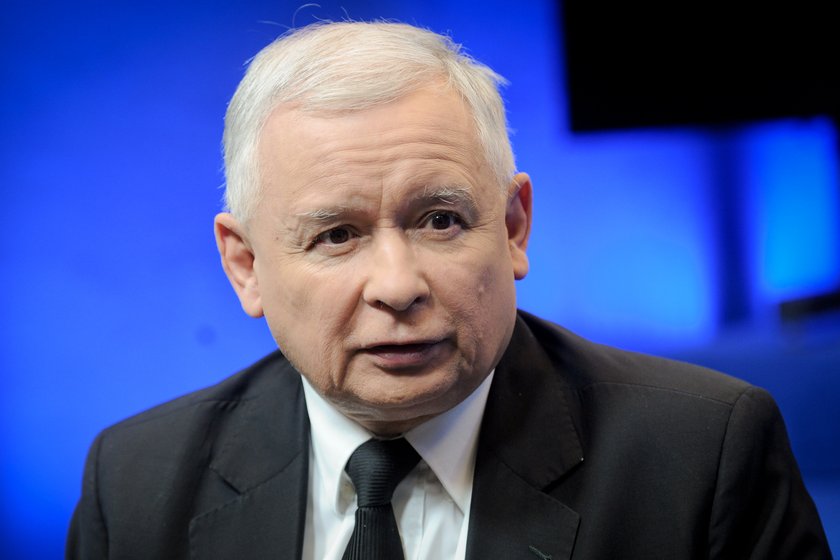 Kaczyński: Grabarczyk powinien podać się do dymisji