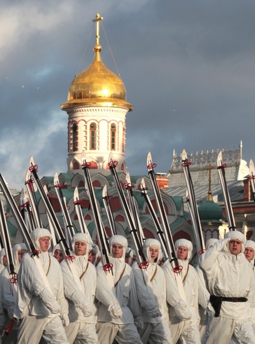 Historyczna parada na Placu Czerwonym
