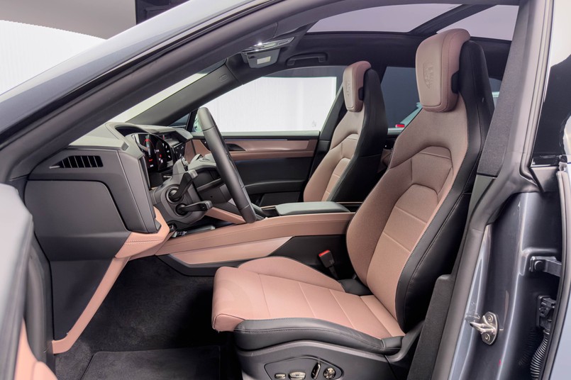 Porsche Cayenne Electric