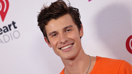 Shawn Mendes beleszeretett egy 26 évvel idősebb nőbe, amivel az internet nem tud mit kezdeni