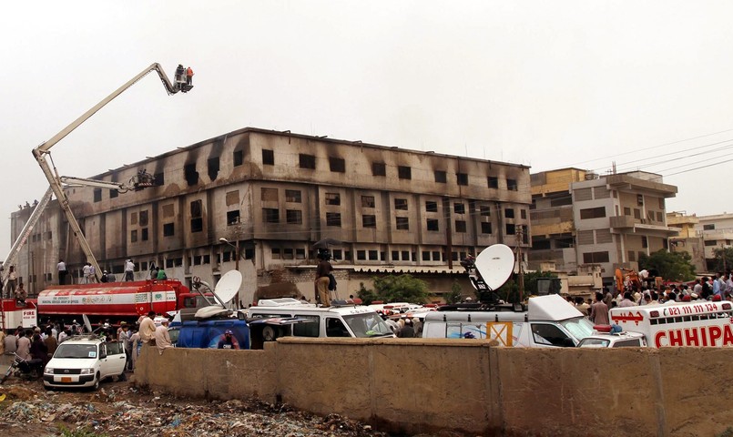 Do 236 wzrosła liczba osób, które poniosły śmierć w pożarze zakładów tekstylnych w Karaczi w południowym Pakistanie