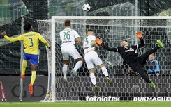 Ekstraklasa: Paixao zatopił Arkę w ostatniej minucie derbów Trójmiasta