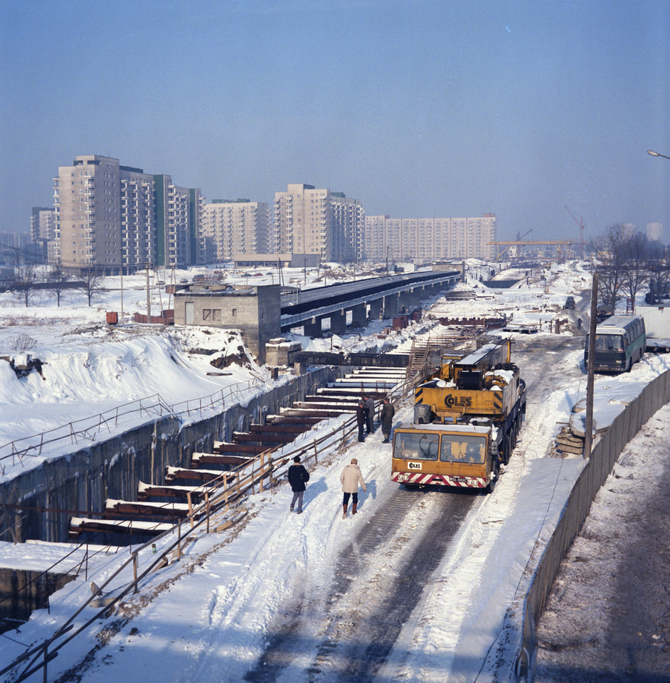 Budowa metra warszawskiego 