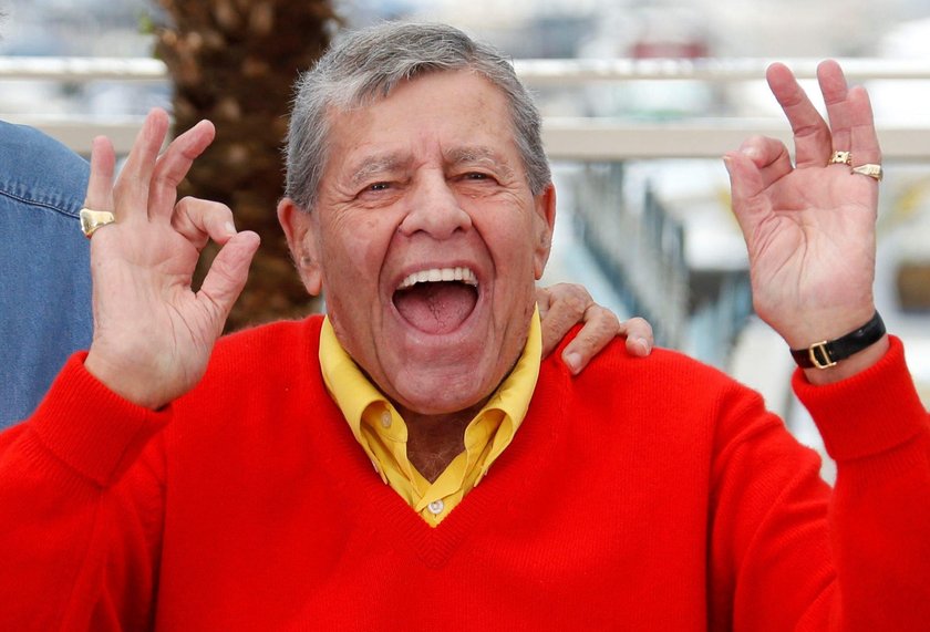 FILE PHOTO: Jerry Lewis holds the Jean Hersholt Humanitarian Award during the 81st Academy Awards in