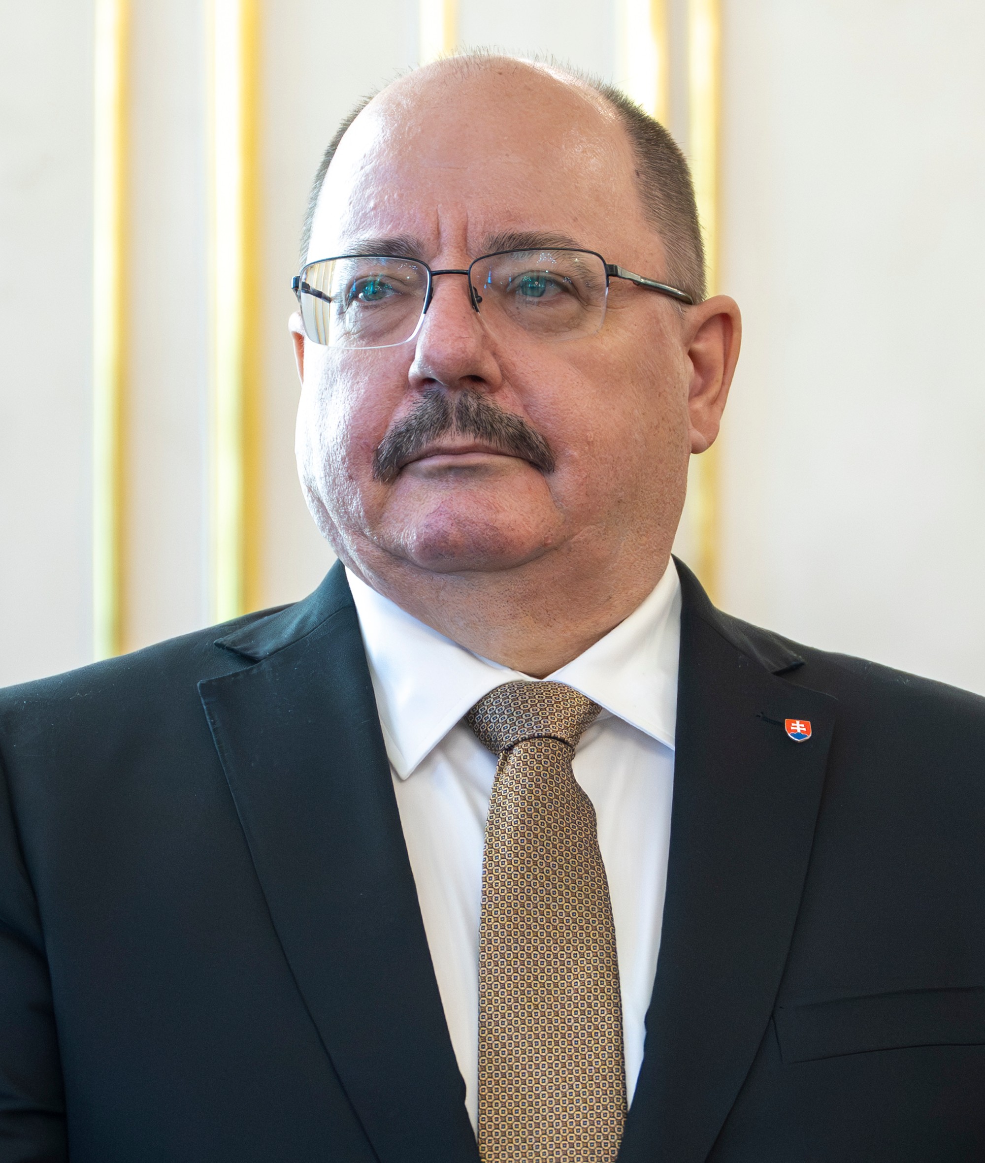 Jozef Hudec pôjde na veľvyslanectvo do Egyptskej Arabskej republiky. 