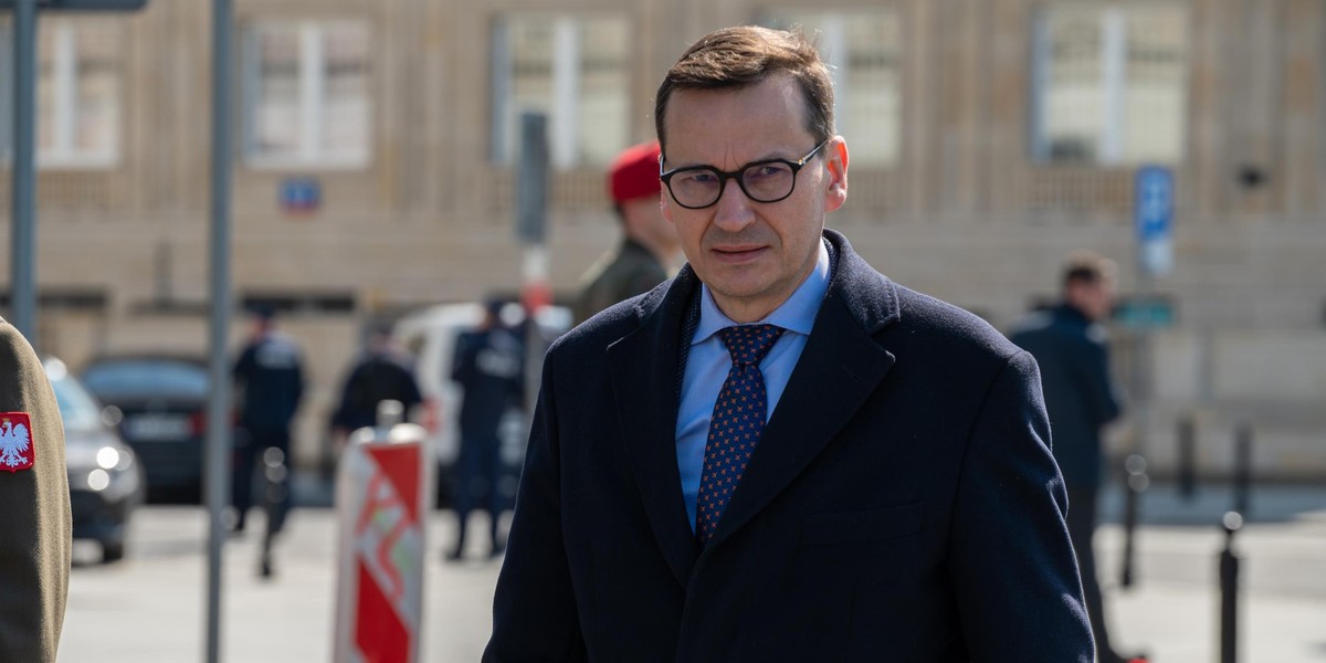 Nowa pensja Mateusza Morawieckiego. Ile teraz będzie zarabiać były premier?