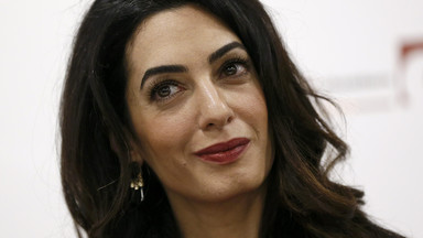 Amal Clooney zaliczyła poważną wpadkę