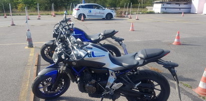 Złodzieje ukradli motocykle z auto szkoły w Łodzi. Widziałeś te yamahy? Alarmuj policję
