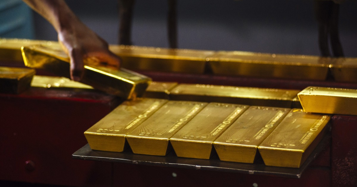 Stronger gold prices lift South Africa’s currency as investors await key inflation signals